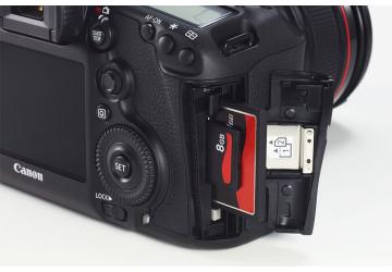 Canon-EOS-5D-Mark-III-slot_360x250.jpg
