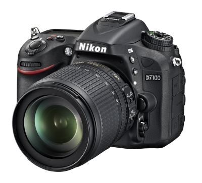 kicsi Nikon-D7100-side.jpg