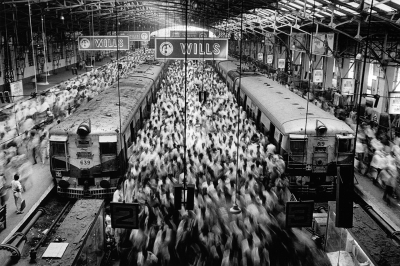 Sebastiao-Salgado kicsi.jpg