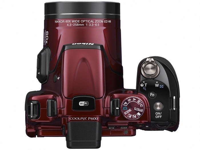nikon_coolpix_p600_top.jpg