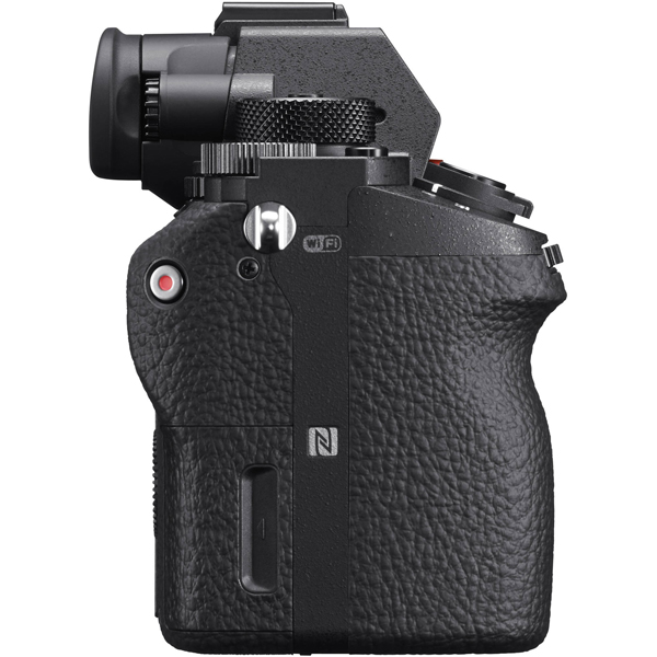 sony_a7rii_body_side_2.jpg