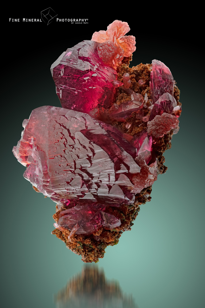 Roselite_ Bou Azzer dist., Anti-Atlas, Morocco_10x18mm.jpg