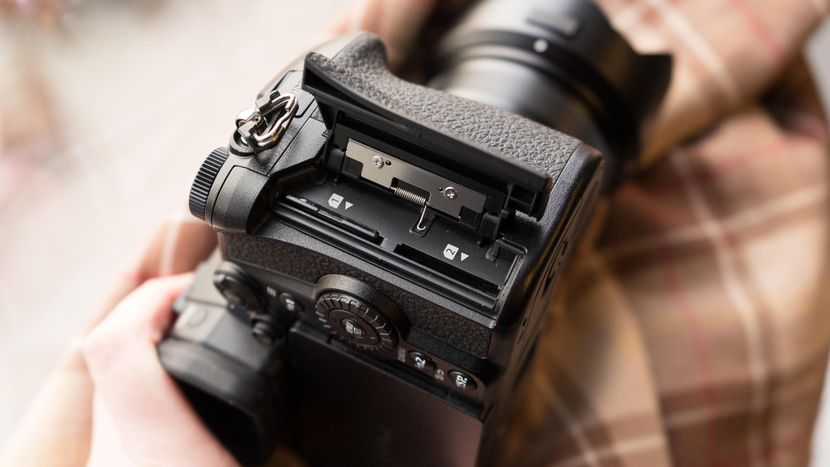 panasonic-lumix-g9-09.jpg