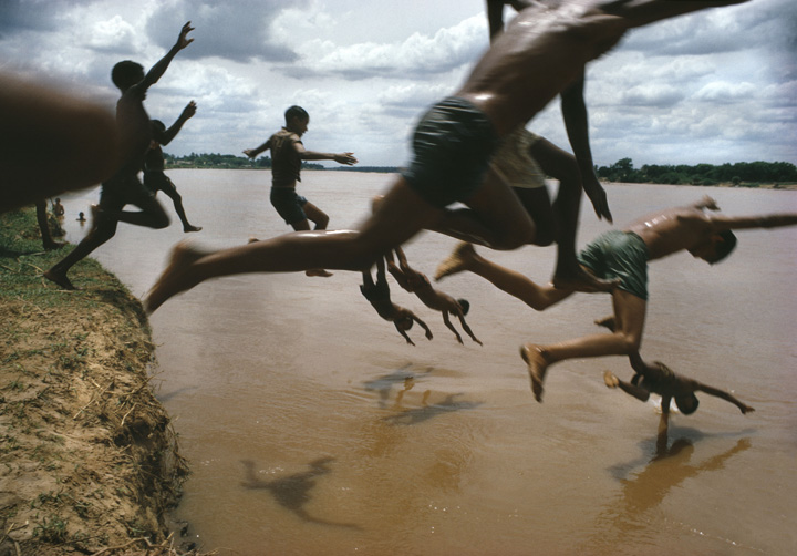 BB_The_Amazonas_River_Leticia_1966_print.jpg