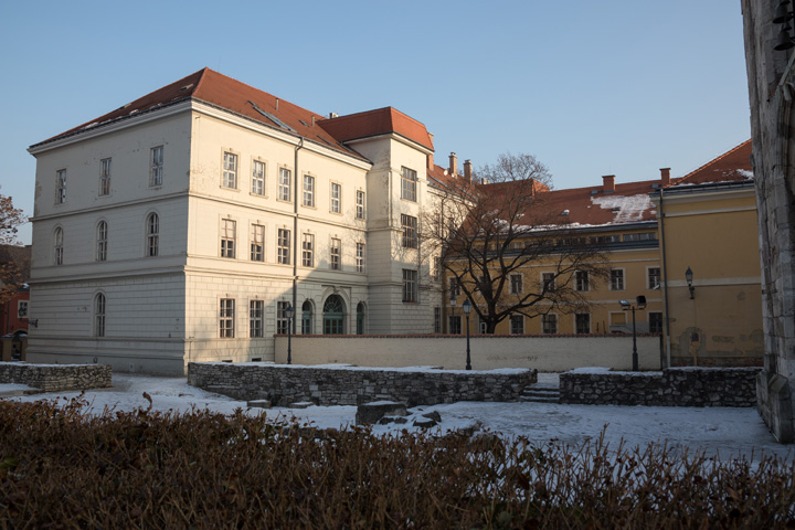 01_0005.jpg