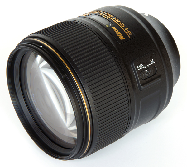 highres-nikon_105mm_f14_front_oblique_view_1475499594.jpg