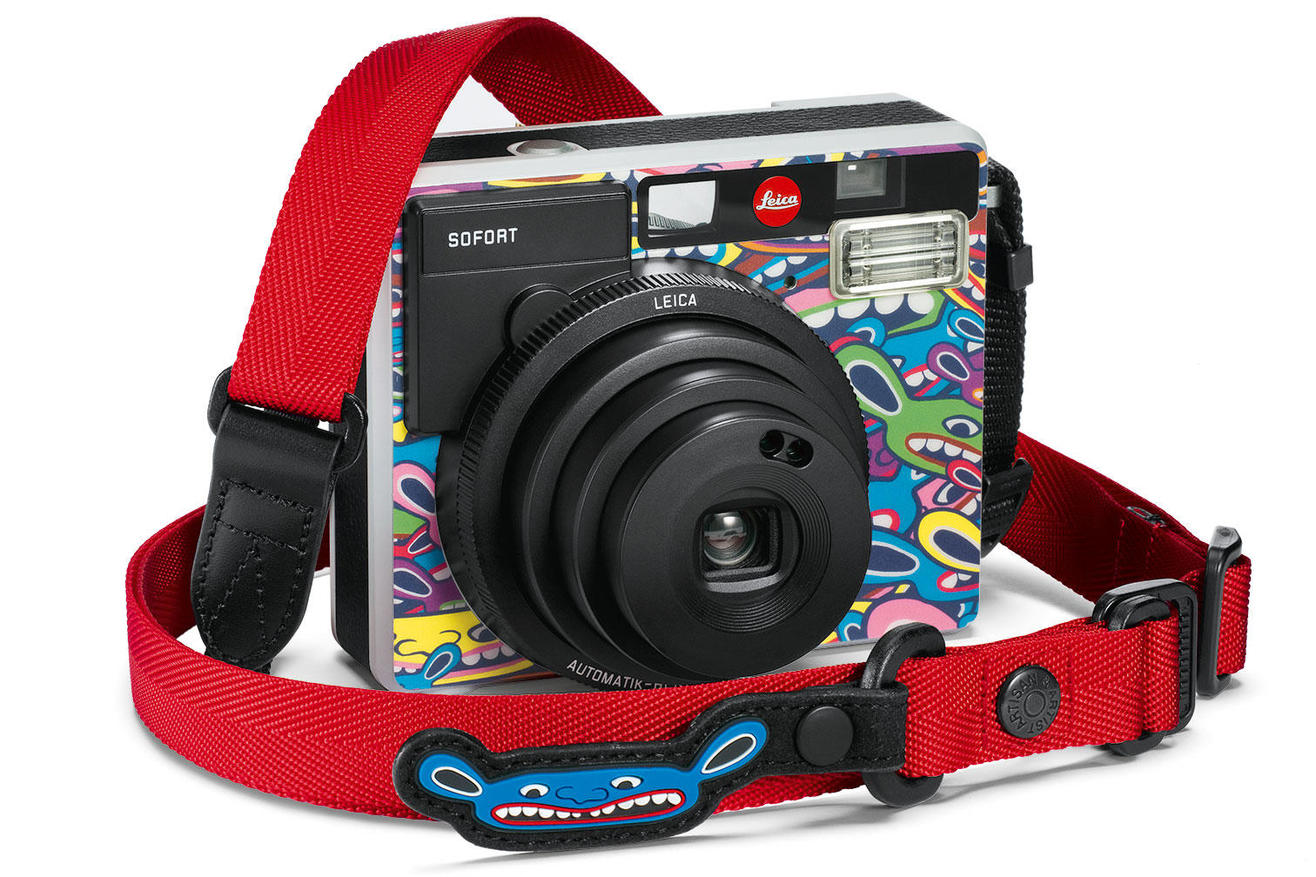 Leica-Sofort-LimoLand-with-Strap-1512x1008-BG-ffffff_teaser-1316x878.jpg