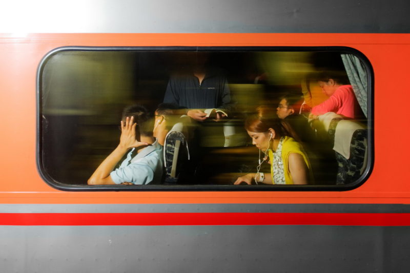 Taiwantrain1-800x533.jpg