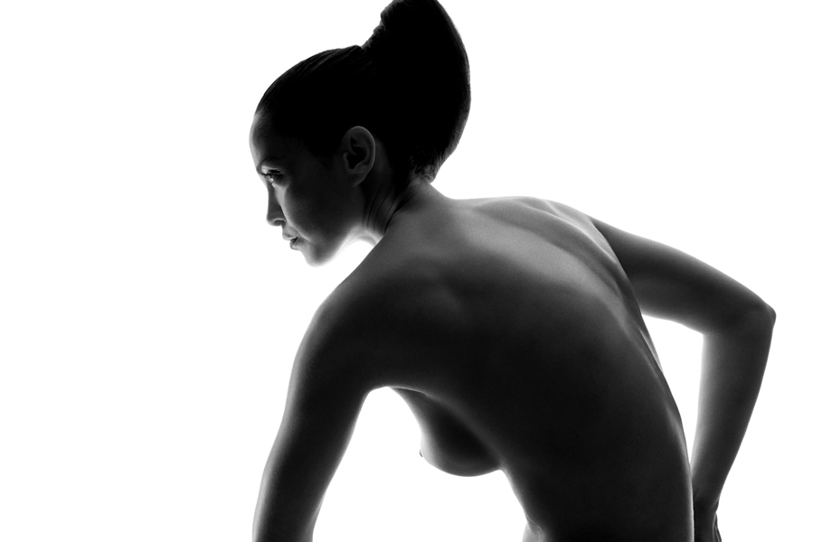 The_art_of_nude_photography_Andreas_H_Bitesnich_White_set_8006.jpg