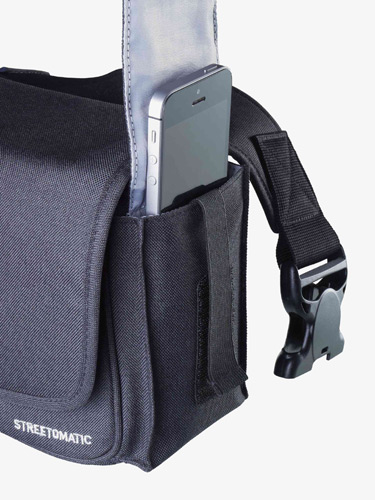 5_Streetomatic-Olympus_slinger_bag_left.jpg