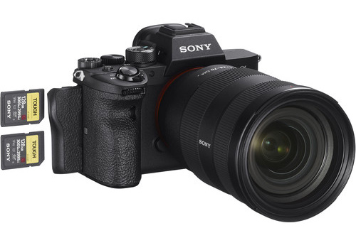 sonyA7RIV_.jpg