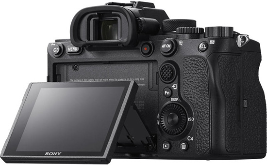 sonyA7RIVback_kihajt.jpg