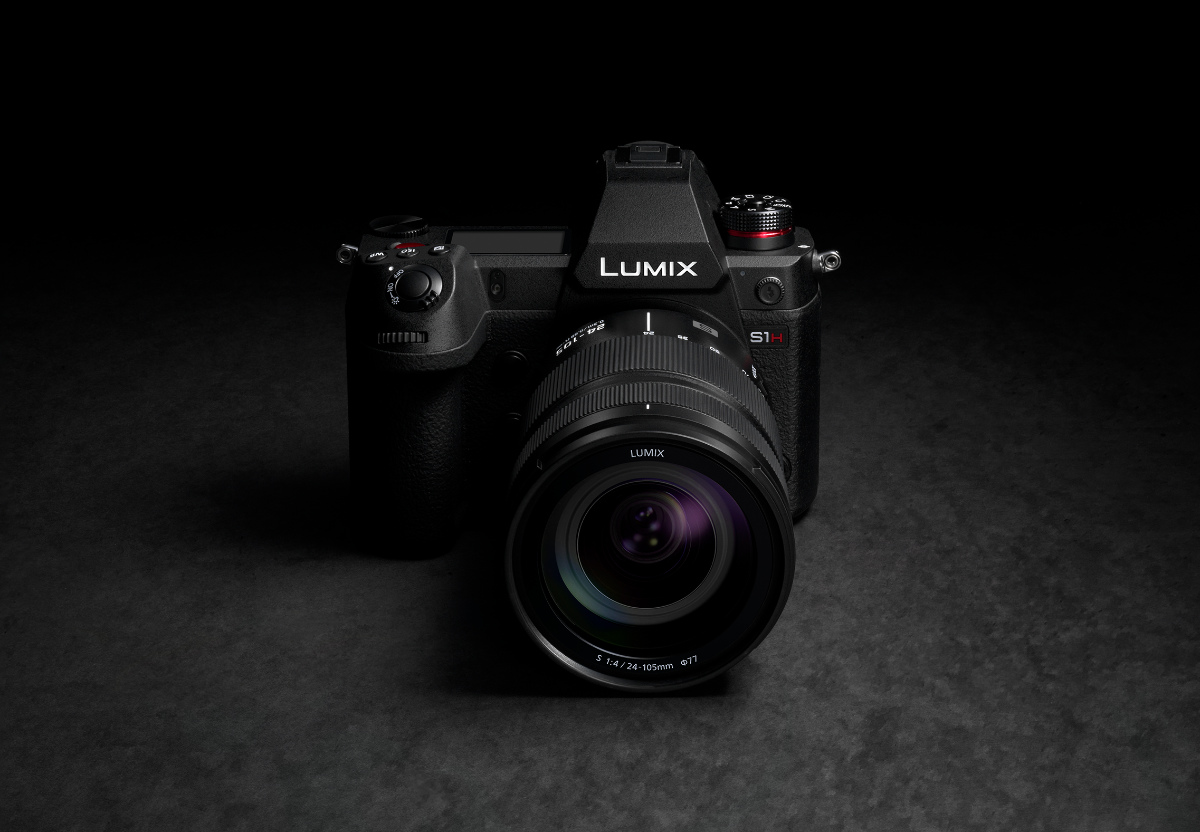 lumixs1h.jpg