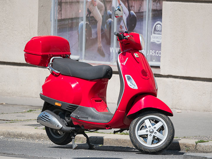 720_20200806_0125_vespa.jpg