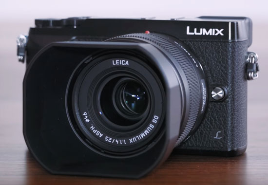 summilux25mmoncamera.jpg