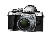 A fémvázas E-M10 Mark II az OM-D klasszikusai között