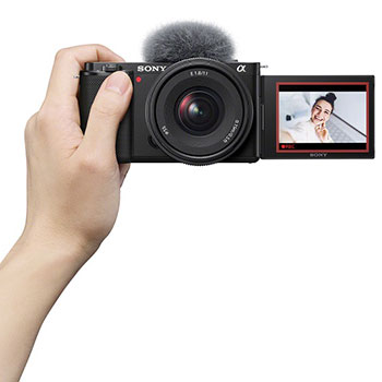 Három új Sony APS-C objektív érkezik