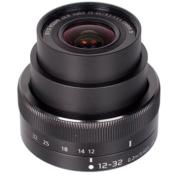 Panasonic Lumix G Vario 12-32mm f/3.5-5.6 Mega-OIS