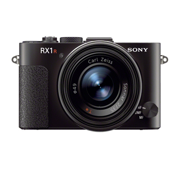 Itt az RX1 lánytestvére: RX1R