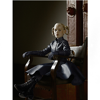 Erwin Olaf – Körhinta
