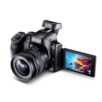 Megérkezett a Smart Camerák királya, a Samsung NX30