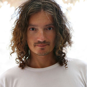 Kortársak: Vancsó Zoltán